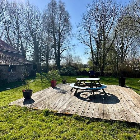 Terre & Mer'Veilles 2, Appartement Avec Spa Pour 2 Personnes Favières Екстериор снимка