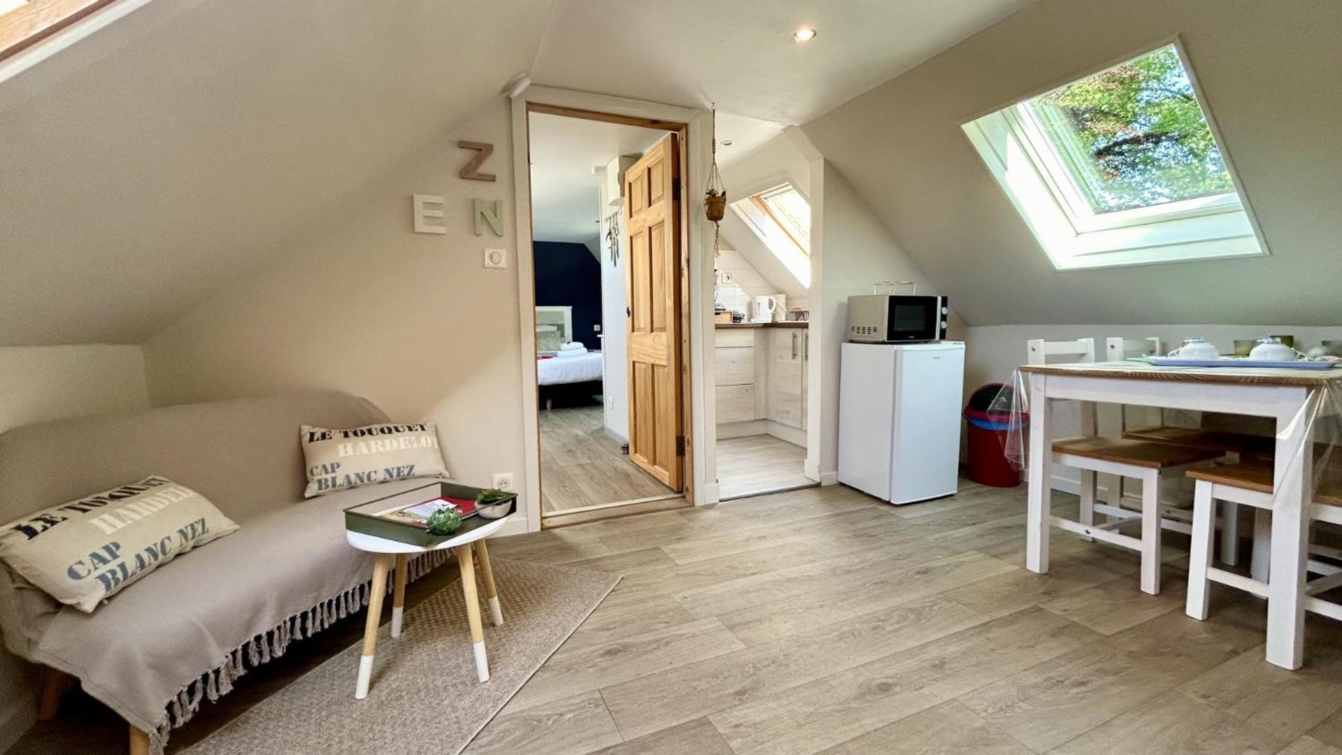 Terre & Mer'Veilles 2, Appartement Avec Spa Pour 2 Personnes Favières Екстериор снимка